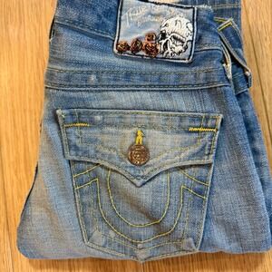 True Religion Jeans Women 24 Blue Distressed Skull Patch Low Rise Slim Leg